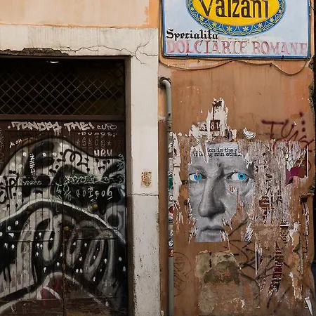 Domus Tiberina